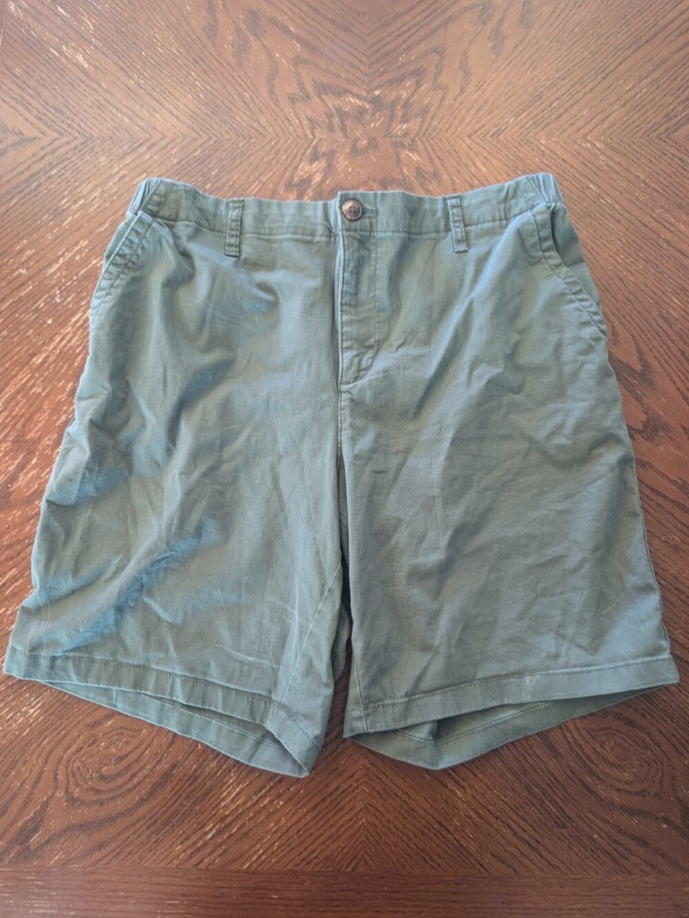 Old Navy Women’s OG Chino High-Rise Cotton Shorts Green Large Pockets Zip